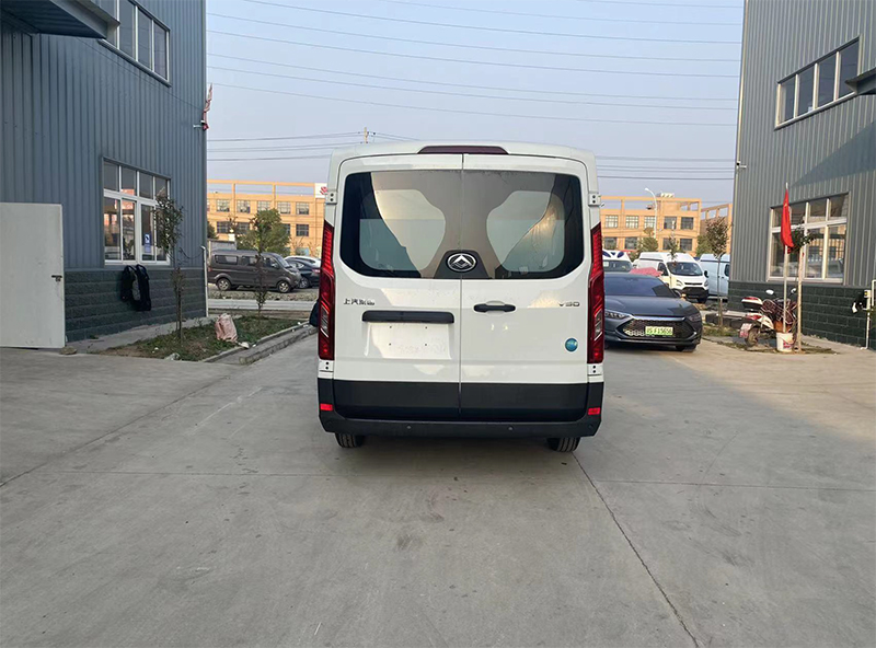 大通V90傷殘轉(zhuǎn)運(yùn)車(chē)