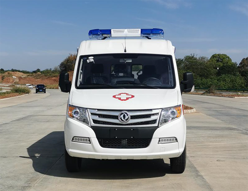 東風(fēng)御風(fēng)-長(zhǎng)軸救護(hù)車