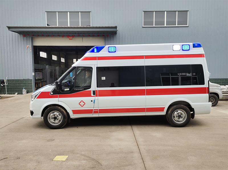 福特V348長軸福星頂救護車