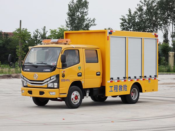 救險(xiǎn)車(chē)