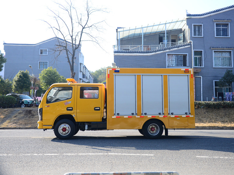 東風(fēng)小多利卡500方雙排搶險(xiǎn)車 東風(fēng)小多利卡500方雙排搶險(xiǎn)車