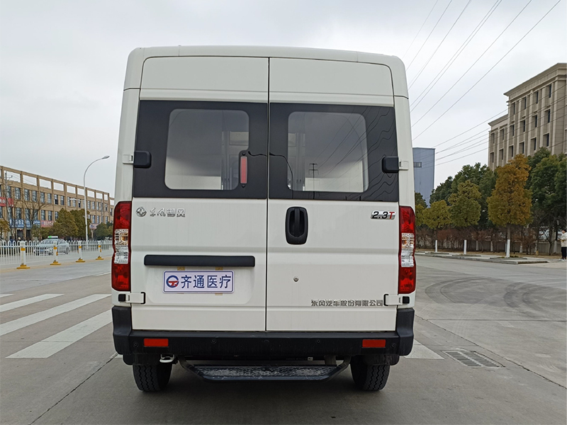 東風(fēng)殯儀車HNY5040XBYZEQ6