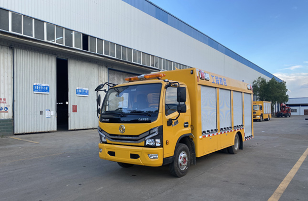 東風(fēng)大多利卡600方救險(xiǎn)車(chē)