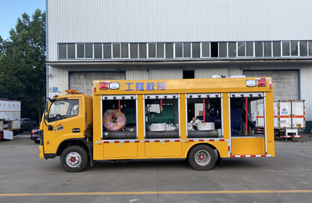 東風(fēng)大多利卡600方救險車 東風(fēng)大多利卡600方救險車