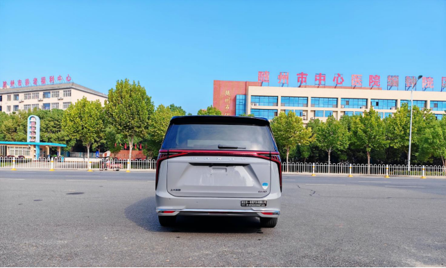 大通G90指揮車EHY5032XZHS6QT