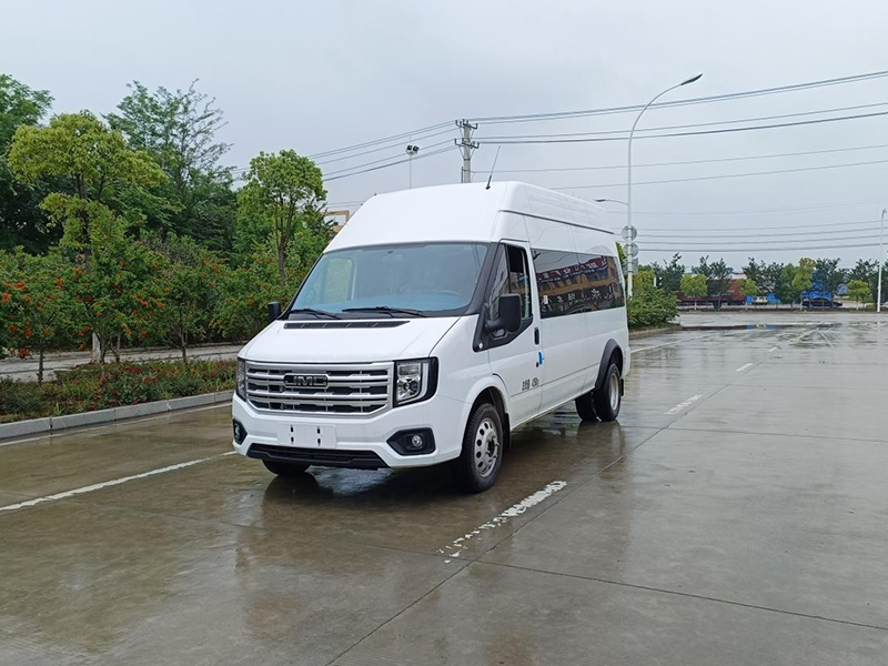 福順長軸高頂運(yùn)兵車-CLW5040XYB6QT